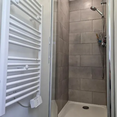 Maison Aux Portes Des Garrigues בית נופש נים